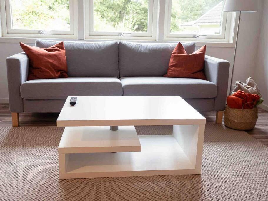 A Lovely Bright Apartment With It'S Own Entrance Kungsbacka Εξωτερικό φωτογραφία