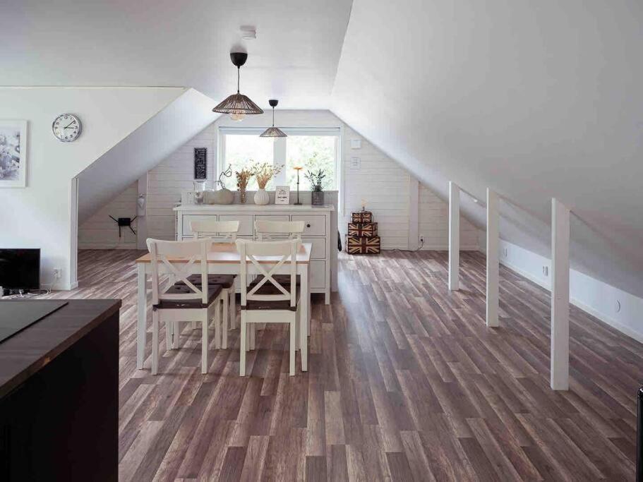 A Lovely Bright Apartment With It'S Own Entrance Kungsbacka Εξωτερικό φωτογραφία